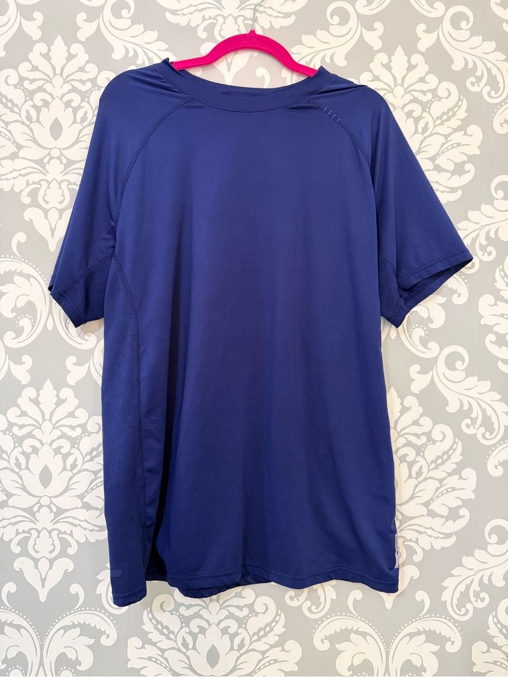 💫10/$25 • Reebok Athletic Performance T-Shirt - Navy Blue